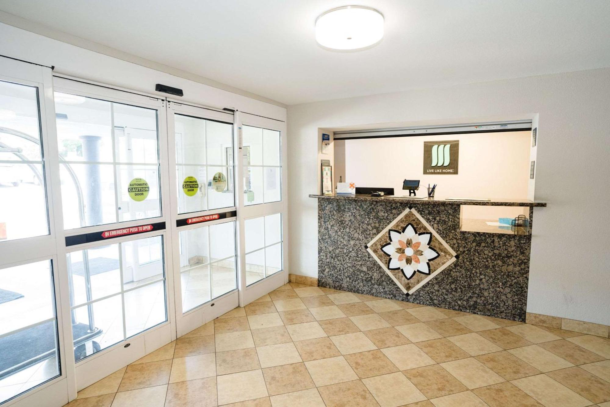 Mainstay Suites Knoxville North I-75 Zewnętrze zdjęcie